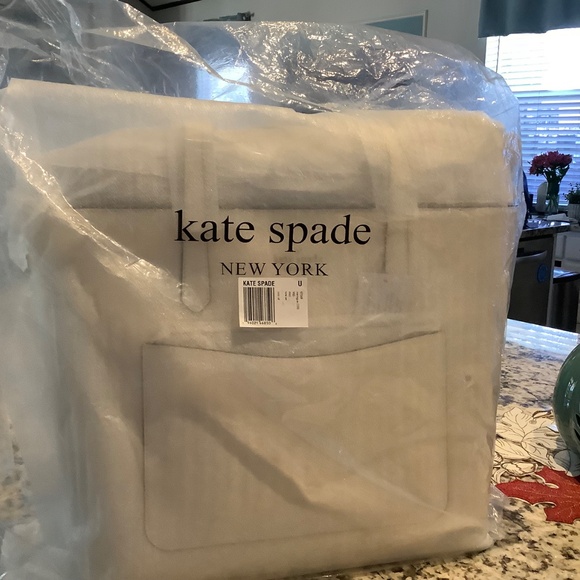 Kate Spade Saffiano Brand New - Picture 5 of 6
